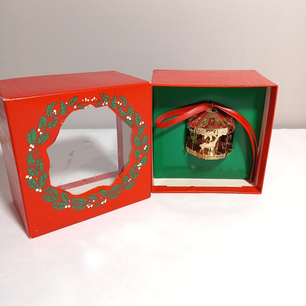 Towle Silversmiths Gold Plate Vintage Holiday Ornament with Box Carousel